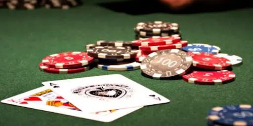 What are the outstanding advantages of King Maker Poker?